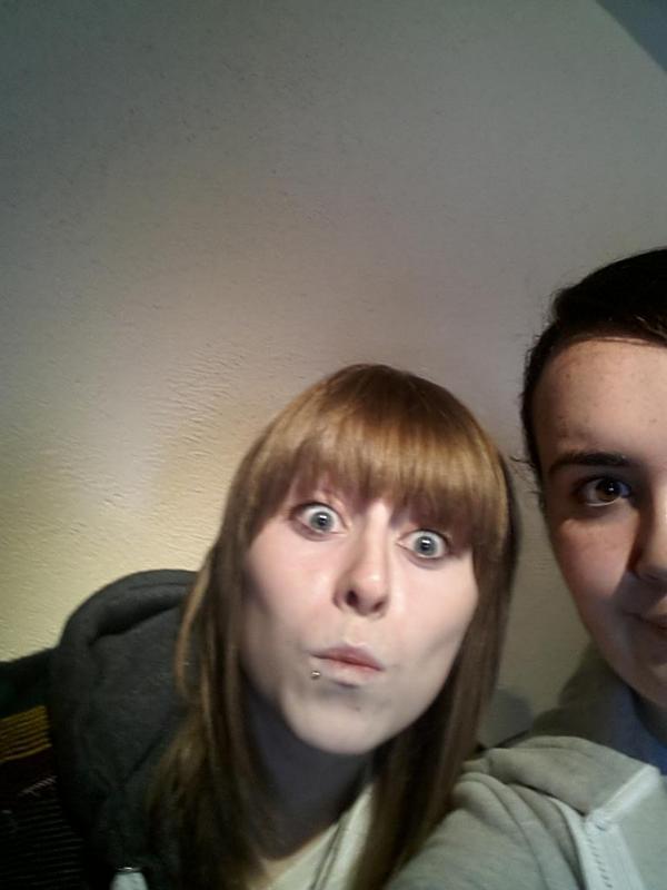 Mise agus mo 'fav' nuair a bhí muid in Albain, nach bhfuil muid galanta <a href="/Janine_green/">Janine Nic Grianna</a>