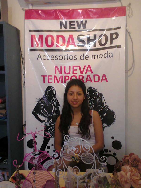 MarisoleeRomero's tweet image. La vendedora sexy de  #Modashop. @lailaX_gomez