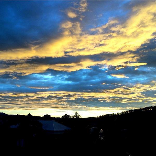 NAU's tweet photo. We're lucky to call this place home: MT @RickLDean: Sunset @NAU. #LumberjackCountry http://t.co/BDHOG3eEP3