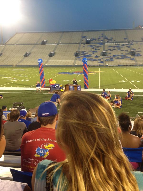 GarrisonAt's tweet photo. #KUtraditions #bigjay #whathappensincostarica #babysnotcoming #getittrending #hashtag #murphysmith @KUnews http://t.co/hw30pKQjcB