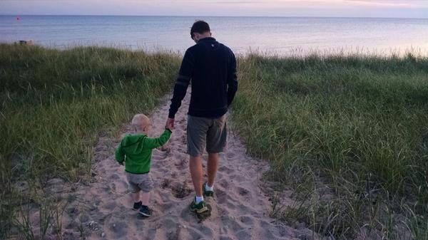 SaltOfTheDirt's tweet photo. @scenemacaly @MBanerian tonight was original programming #sunsetchannel http://t.co/tUyX7cRLVf