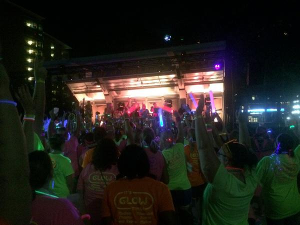 mpakiela's tweet image. @ItsGlowTime  After-partying with @BellsBrewery