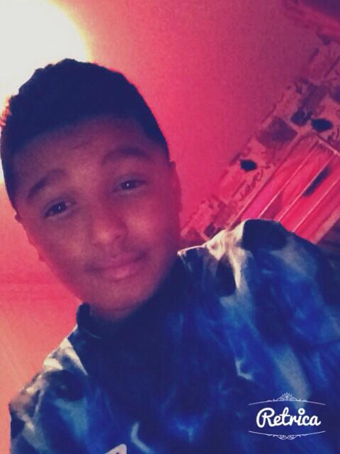 B_diamond1's tweet photo. Selfie 👌 tired asf now 💤 http://t.co/Kk84MWXL7A