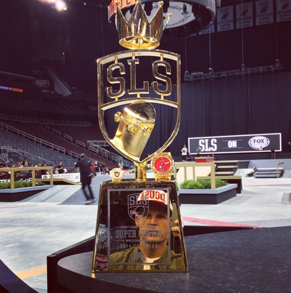 robdyrdek's tweet photo. It's a @StreetLeague Super Crown Selfie. Tomorrow one of the best the world wins $200,000 → http://t.co/y053jCE0qs http://t.co/GCxikRzEgl