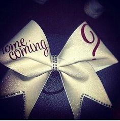 kkcheeer's tweet image. Every cheerleader wants to be asked this way......👑🙋🎀