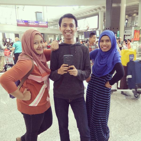 And the journey started. Yuhuuuuu.....