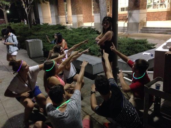 dfellforit's tweet image. Props to the girl who started the unl dance party @Kashlynnn