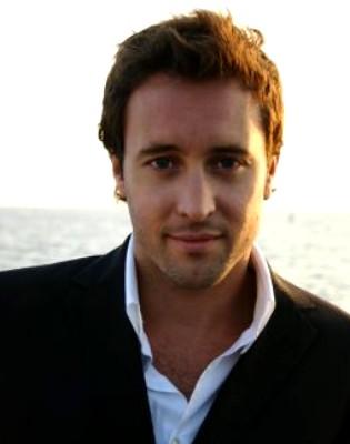Happy Birthday to Alex O Loughlin!! 