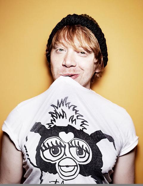 Happy birthday Rupert Grint,I hope you have a good day beautiful I love you millions  