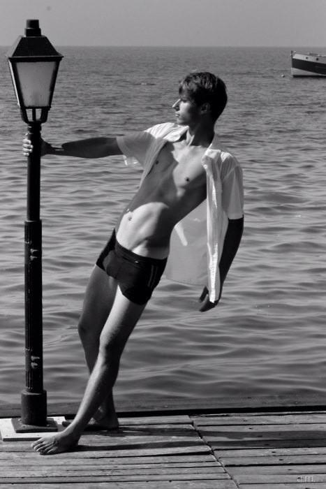 EstaTremendo's tweet photo. Un poco en blanco y negro :-) http://t.co/M6IF0zyiUq