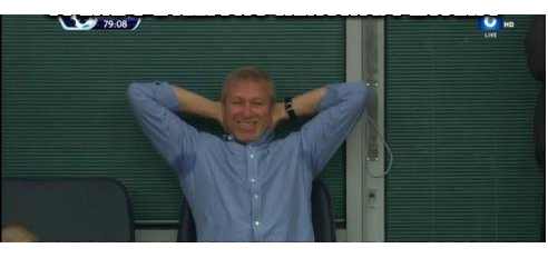 FootballFunnys's tweet photo. You don't become a billionaire by wasting money on deodorant. http://t.co/MqqwcdWASQ