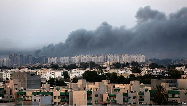 BBCArabic's tweet photo. البرلمان الليبي يعلن "فجر ليبيا" و"أنصار الشريعة" جماعات إرهابية. #ليبيا http://t.co/y1UDKJGG8A