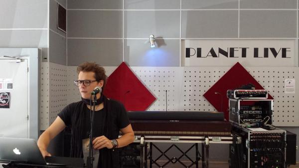 Rentrée sur les chapeaux de roues ! Déjà en répèts avant la sortie de mon album demain. #inspiredefaitsreels