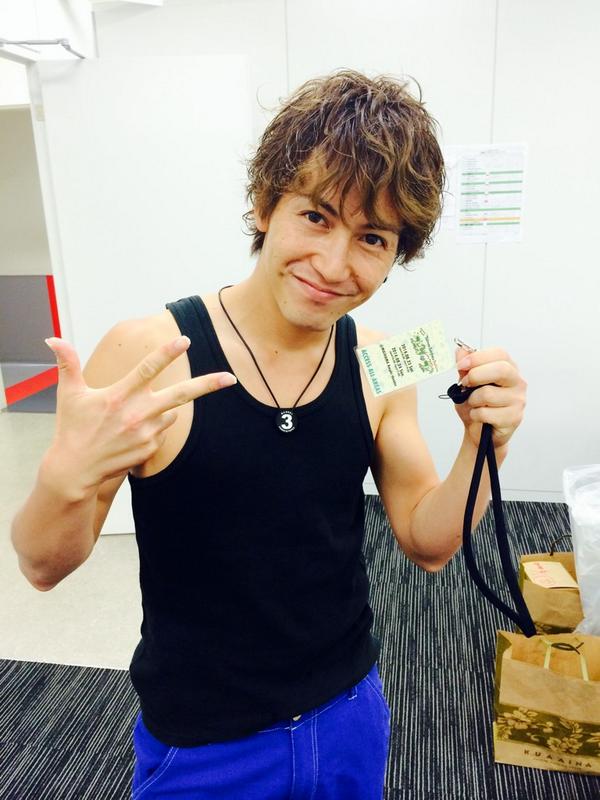 Zen 柿原徹也さん2ndソロlive ヨシキと共にバックダンサーとしての2日間の役目を終えましたー O 勉強になった お客さんのテンションも高過ぎて最高に楽しかったです コレを作りあげちゃう 柿原さんすげー 乙でしたー Http T Co Ide3ctik3q Zen 柿原徹也さん2ndソロlive ヨシキと共にバックダンサーとしての2日間の役目を終えましたー O 勉強になった お客さんのテンションも高過ぎて最高に楽しかったです コレを作りあげちゃう 柿原さんすげー 乙でしたー Http T Co Ide3ctik3q