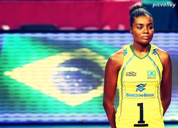 Fabiana Claudino
#Brazil #captain #worldgrandprix2014 <a href="/FabianaClaudino/">Fabi Claudino</a> <a href="/volei/">Vôlei Brasil</a>