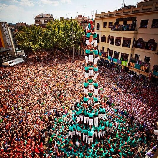 iuforn's tweet photo. Tot a punt? “@silviacanovas: 6 dies #stfèlix #stfèlix14 #fmvila #fmvila14. @festamajorvila http://t.co/6uSv9HPo0M”