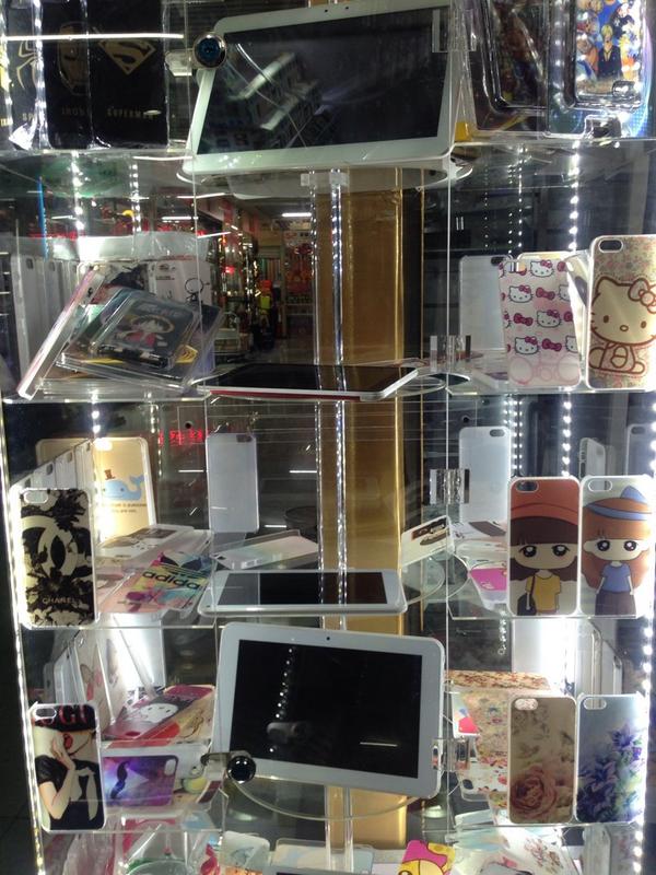 winfredltd's tweet image. Haha