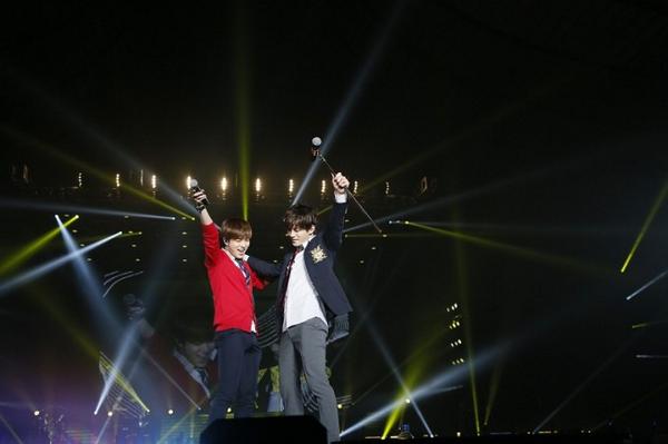 shepherdboiii's tweet photo. โอ้ยยย แกกก แม่กับลูกง้าาาา จักรพรรดิ์กับองค์รัชทายาทท งื้ดดดๆๆๆๆ #hojae http://t.co/D3WNzh2gvw