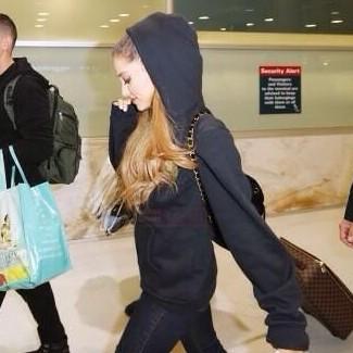 arigrandecrave's tweet image. Maybe Ariana's A &amp;amp; Killed Mona ? 😂 #PLL