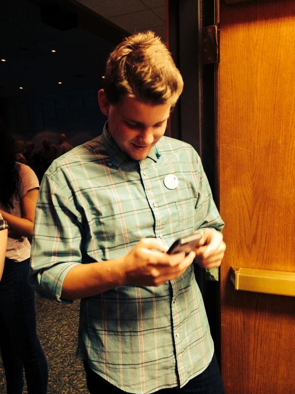 AlexTheGregory's tweet photo. @Flyiniankeim #joy #joyception http://t.co/8FQvpJBXoz
