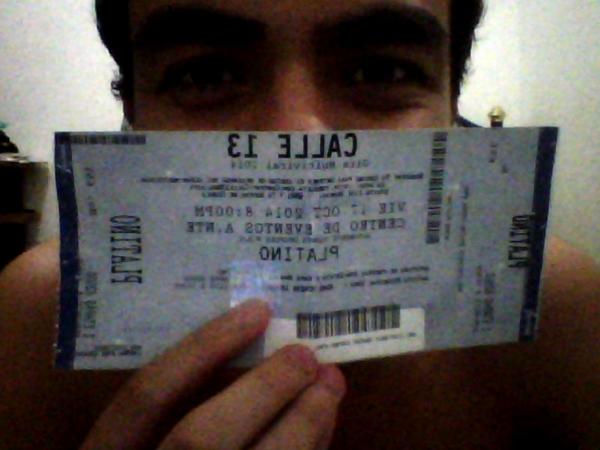 MiguelPinzn's tweet photo. La renta, el sueldo, el trabajo en la oficina lo cambie por las estrellas y por huertos de harina. @Calle13Oficial http://t.co/5O9wbyfkQv
