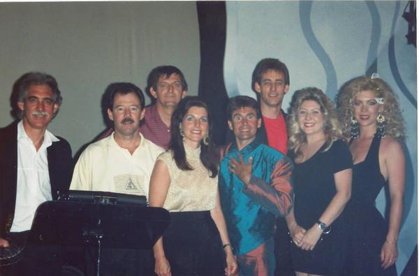 GinaJeffreys's tweet photo. Check out this photo taken in 1991 in Queensland when I supported Davy Jones.  #twintowns #davyjones #monkees http://t.co/lOCKXWilBA