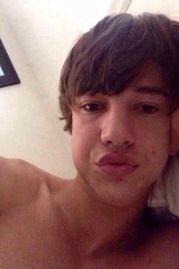 Brookealane's tweet photo. We this boy is 20 tomorrow even though at times u could mistake him for 12 ilysm cam http://t.co/gkspwCqbry
