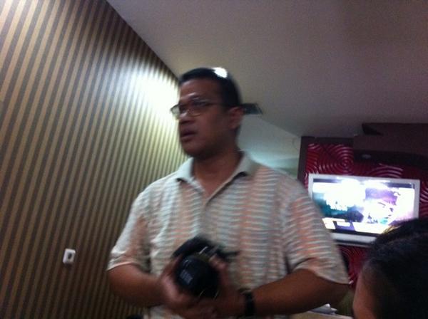 Our President <a href="/BJunito/">Benny Junito</a> doing his speech on our Bi-Weekly Meeting