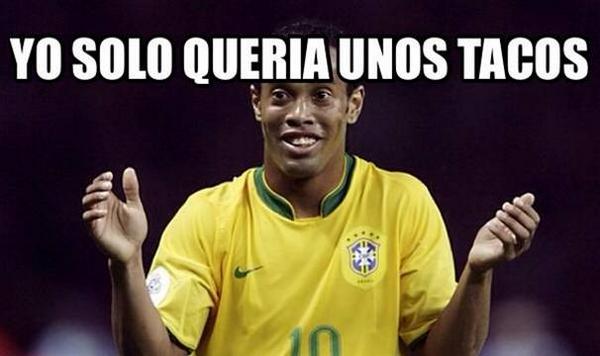 diarioelheraldo's tweet photo. Mira los mejores memes de la llegada de @10Ronaldinho al @Club_Queretaro http://t.co/D61gDimnMe http://t.co/l7cRmpvio3