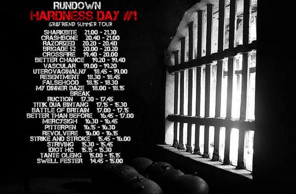 halo gais jangan lupa hari ini ada acara keren di gd.pwri salatiga , kita on stage jam 17:00 , see ya on stage haha