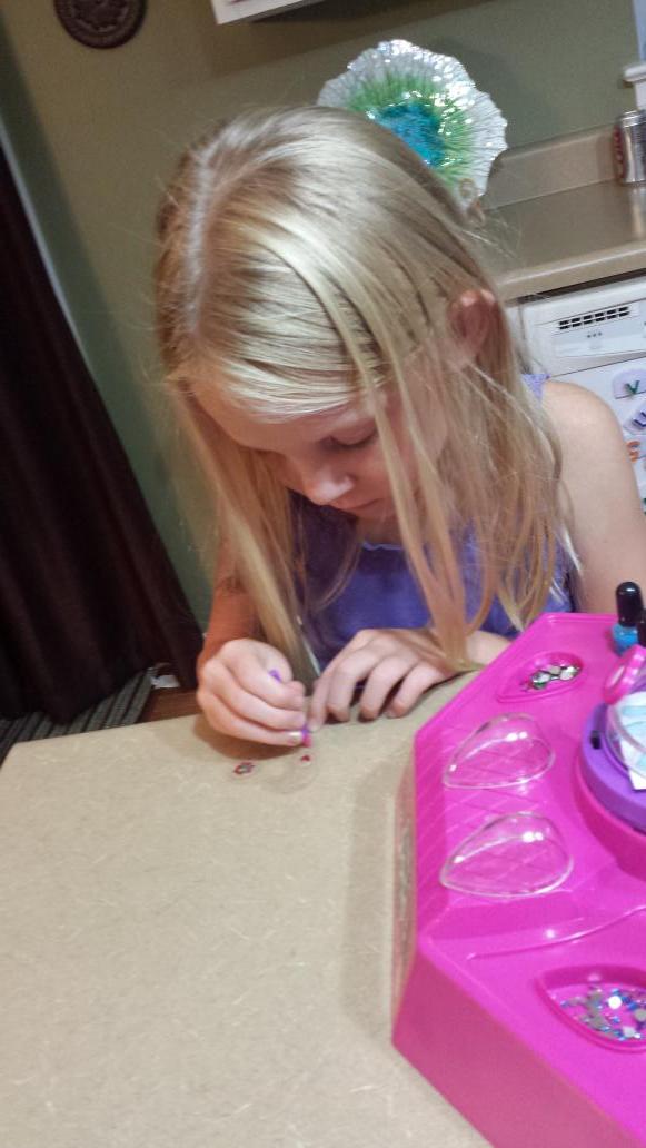 jamierensing17's tweet image. #focus #shimmernsparkle