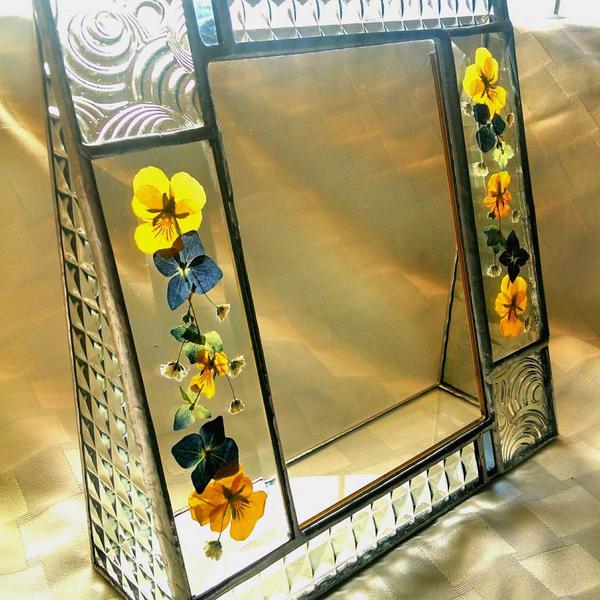 GlassDesignz's tweet image. Flower Power!