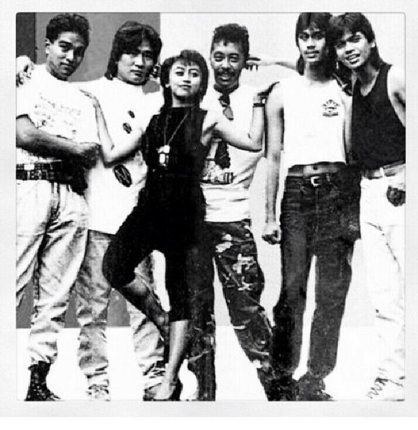 KRAKATAU malam ini akan REUNION di 7th <a href="/AseanJazz/">Asean Jazz Festival</a>  Harbour Bay Batam <a href="/TrieUtami_iie/">Trie Utami</a> <a href="/dwiki_dharmawan/">Dwiki Dharmawan</a> <a href="/indralesmana/">Indra Lesmana</a> ..