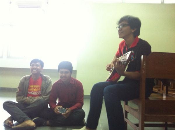 Vocal + accoustic guitar :D