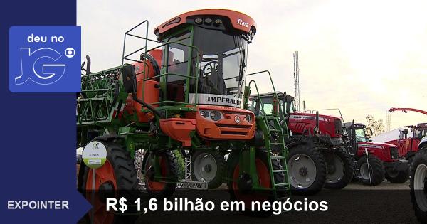 JornalDaGlobo's tweet image. Na #Expointer2014, em uma semana, negócios com máquinas agrícolas passam de R$ 1,5 bilhão: glo.bo/1pzr6ae