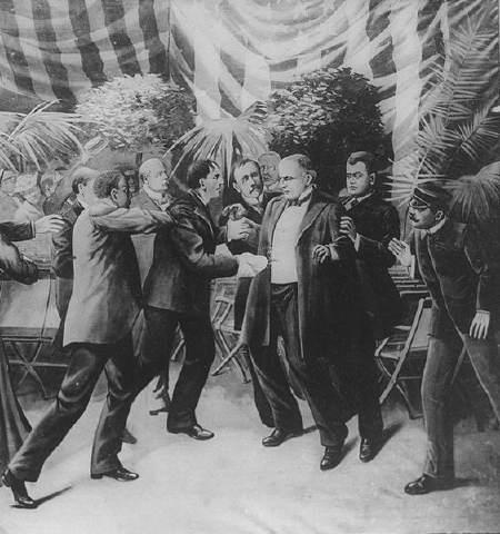 Check Out What William McKinley and  Leon Czolgosz Looked Like  in 1901 