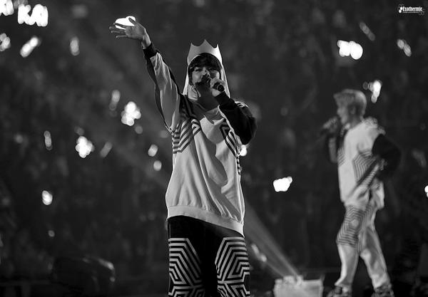 Exothermic12's tweet photo. 140830 THE LOST PLANET IN GUANGZHOU #EXO #엑소 #BAEKHYUN #백현 Don't edit the pictures&amp;upload to Tumblr. thx. http://t.co/0LP6yq5gyE