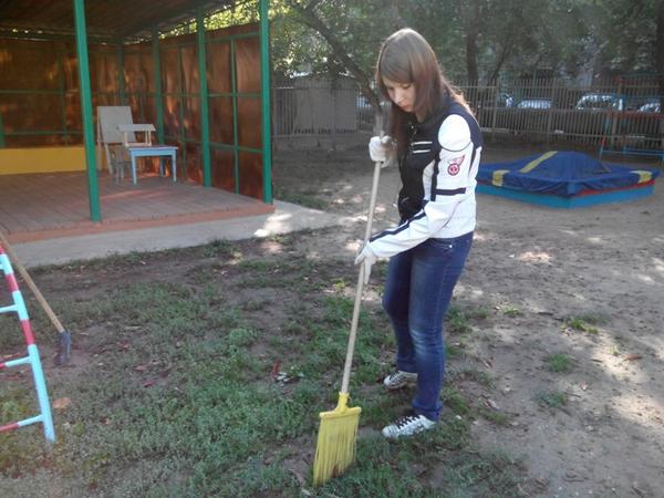 mbdou149tula's tweet photo. Субботник 6.09.2014 http://t.co/trAIQtddUw
