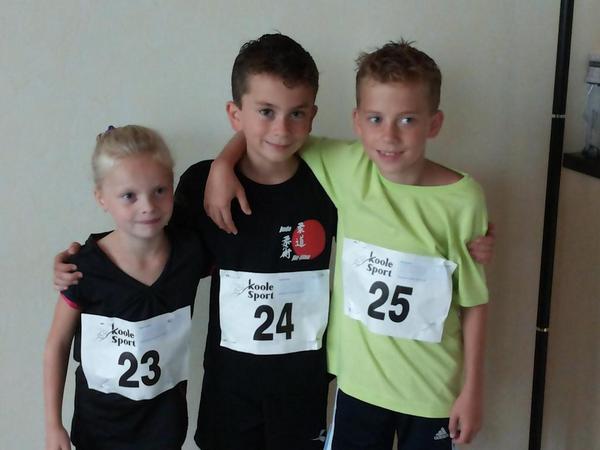 creamarcha's tweet photo. Klaar voor de kidsloop in Vrouwenpolder.  #kustloop http://t.co/eq9qzyxBpV