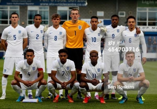 IsaacHayden65's tweet image. Great 6-0 win last night against Romania! Always an honour to represent your country #england #u20 #2RB