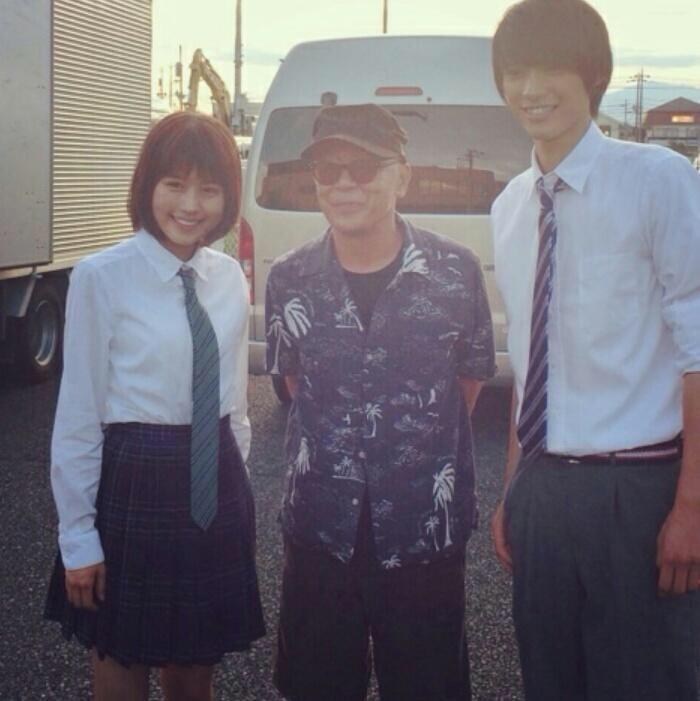 Risa ストロボエッジさ 架純ちゃんの制服変わってない セーラーからブレザーになってる これは中学と高校の制服ってことかな でも 蒼汰は変わってない あれれ Http T Co Khspgvvbfj