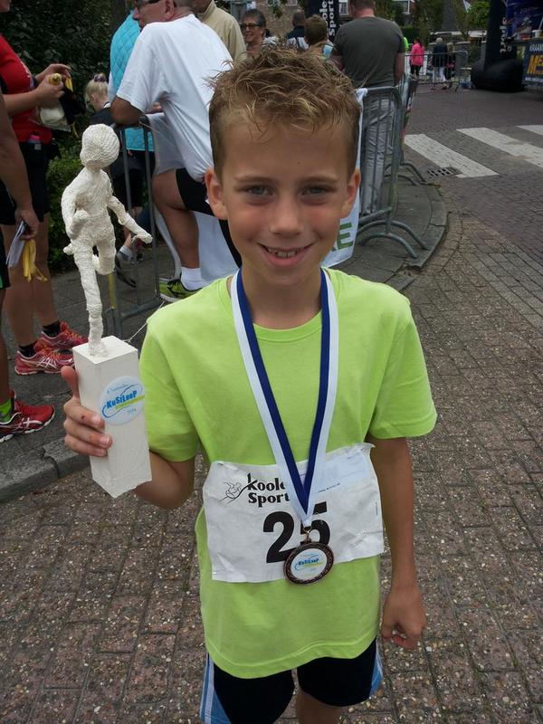 creamarcha's tweet photo. Jordy heeft de eerste prijs behaald. http://t.co/uuist5z647