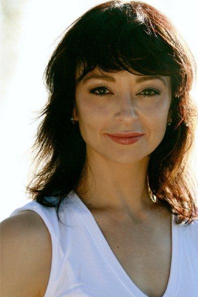 Happy Birthday to Sarah Strange (Morgan Le Fay in ! :) 