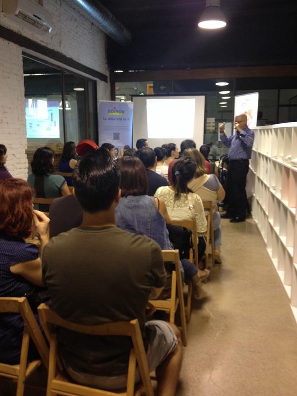 Natalia21081971's tweet photo. Se desbordan las charlas de homeopatía de Boiron en #TodoPapasLoves. #Homeopatía http://t.co/MHCeL7ptmt