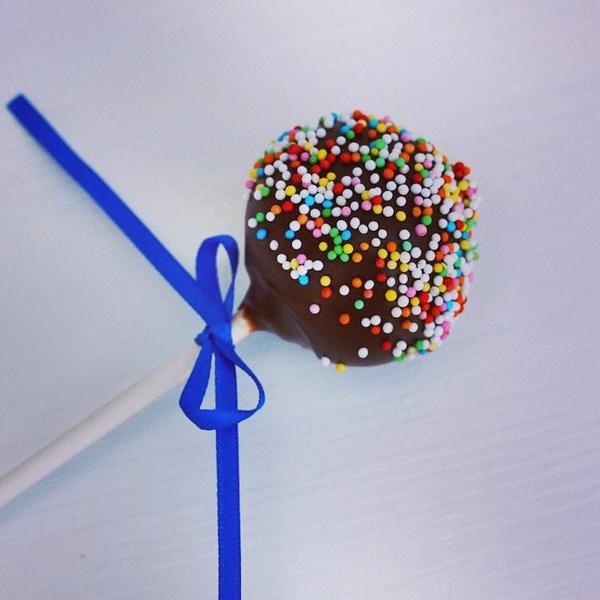 "<a href="/Koki_Doo/">Koki Doo</a>: Chocolate Cake Pops with Cointreau on KokiDoo blog😍🍮🍪 "