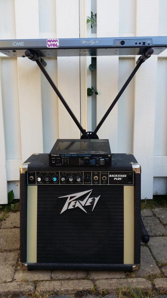 PerNiska's tweet image. #rehearsal with @hypp74 + @vilcans + @gamb0lputty + @Jolo1122 = @MamaViol. #jv1010 + #peavy guitar amp w. distorsion