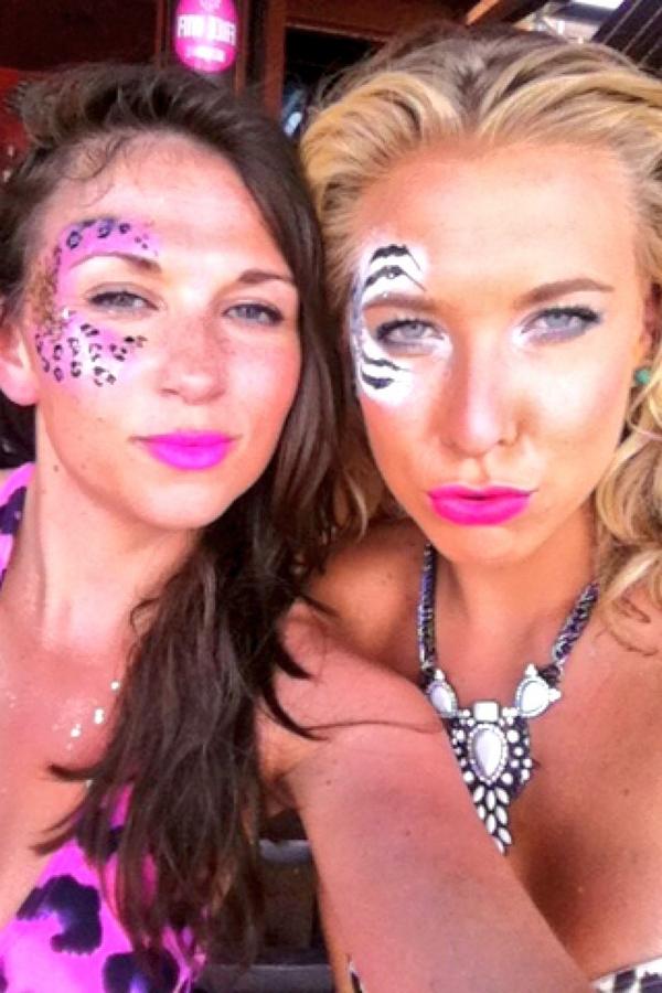 AmberPepper1's tweet photo. @thezooproject We're ready for you zoo! #zooproject @Gem020890 http://t.co/u1wcJuZtCo
