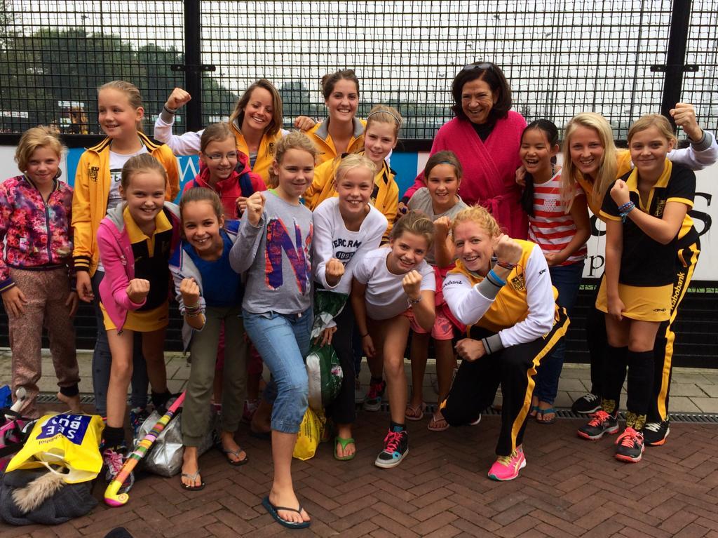 HC Den Bosch Dames 1 on Twitter 