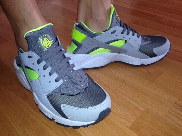 huaraches self lacing