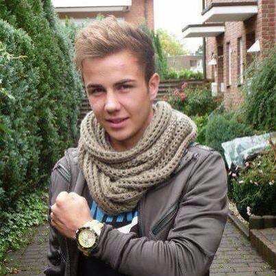 hutchftneuer tweet picture